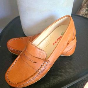 New Naturino Boys Leather Slip Ons Euro sz 31